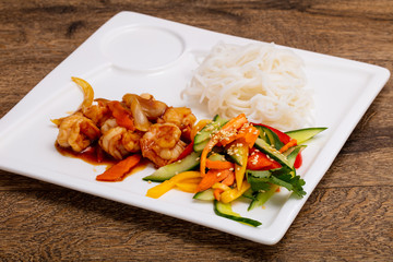 Prawn with spicy sauce