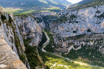 Fototapeta na wymiar beautiful rocky mountains and canyon of Verdon River in Provence, France
