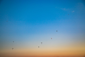 vuelo en paracaídas