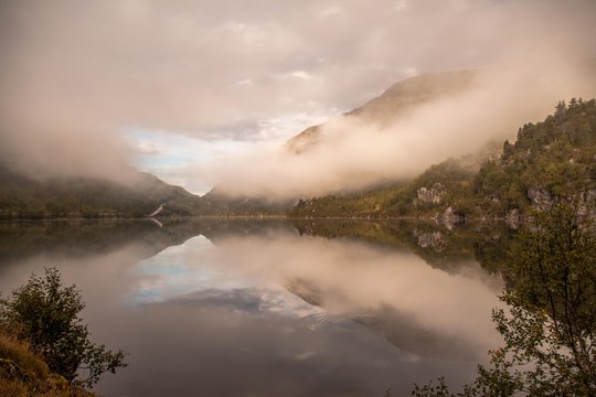 Lysefjord im Nebel