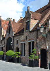 Fototapeta na wymiar Old beautiful buildings and houses in Brugge, Belgium