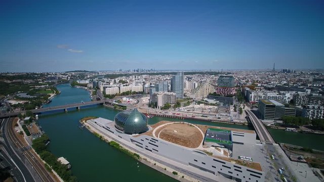 Aerial France Paris Boulogne Billancourt August 2018 Sunny Day 15mm Wide Angle 4K Inspire 2 Prores

Aerial video of Paris France in Boulogne Billancourt district on a beautiful clear sunny day.