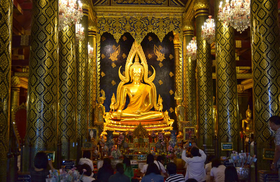 Phra Buddha Chinnarat, Buddha statue in Wat Phra Sri Rattana Mahathat Temple, Phitsanulok in Thailand.