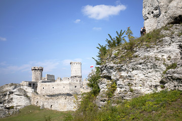 Zamek Ogrodzieniec Obiekt zabytkowy nr rej. 771/67 z 17.06.1967[1] Ilustracja Ogrodzieniecki zamek Państwo  Polska Miejscowość Podzamcze Położenie na mapie województwa śląskiego (Przełącz na mapę Pols © JDziedzic