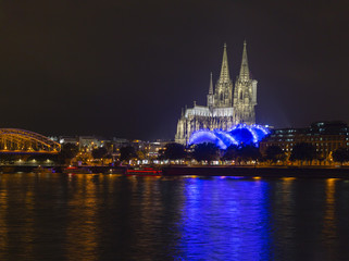Fototapeta na wymiar Night view of Cologne Germany with Cathedral and The Bridge