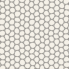 Seamless irregular lines vector mosaic pattern. Abstract chaotic tessellation texture