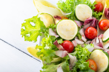 Fresca insalata mediterranea 