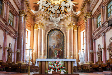 Obraz premium Szombathely, Hungary - Aug 27, 2018: Our Lady of the Visitation Cathedral internal view also called Szombathely Catholic Cathedral in the city of Szombathely