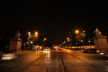 Fototapeta na wymiar Night Champs elysees Paris