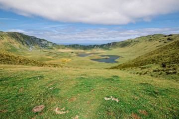 Obraz premium Big crater with lagoons - Azores Islands