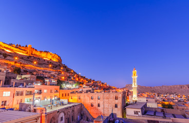 Obraz premium Sunrise landscape view of old Mardin city