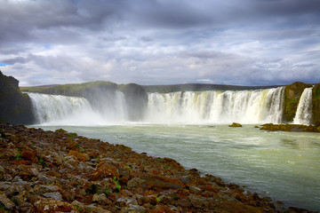 the Icelandic waterfall called "Godafoss"