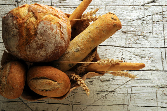خبز Pane Pan Brot Bread Chleb Brood Leipä ft81026258 نان Pain 