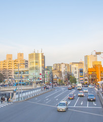 表参道の入り口にあたる神宮橋交差点（東京都渋谷区）