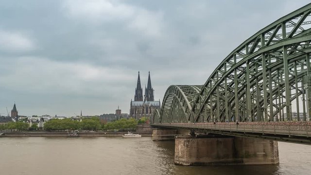 Cologne, Germany time lapse 4K, city skyline timelapse at Cologne Cathedral (Cologne Dom)
