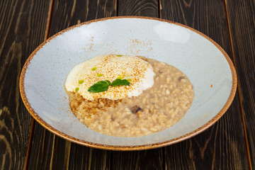 Risotto with white mushrooms