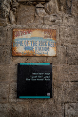 Fototapeta premium Ecce Homo Arch road sign in Jerusalem