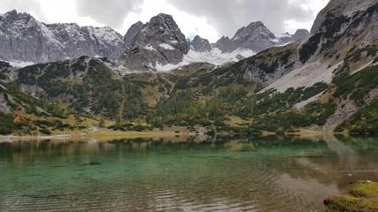 Fototapeta na wymiar Aplen bei Ehrwald in Tirol