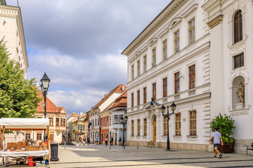 Fototapeta premium Pejzaż ulicy w Györ na Węgrzech