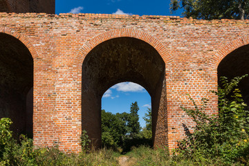 Fototapeta na wymiar Ruins of a gothic castle in Szymbark, Masuria, Poland