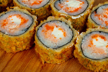 Hot roll with salmon