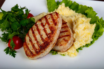 Grilled pork cutlet