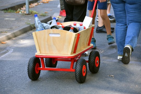 Bollerwagen bei einem Umzug