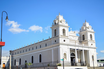 Fototapeta na wymiar white church with blue sky background