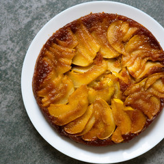 cake with ricotto and pear. Orange pleasure. 