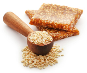 Sesame caramel candy