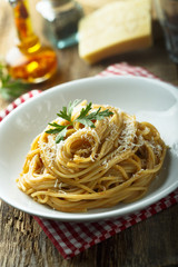 Spaghetti with tomato sauce and cheese