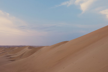 Fototapeta na wymiar Desert, the dunes. Peru, Ica