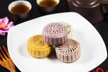Mid Autumn Festival Chinese Traditional Pastry Mooncake