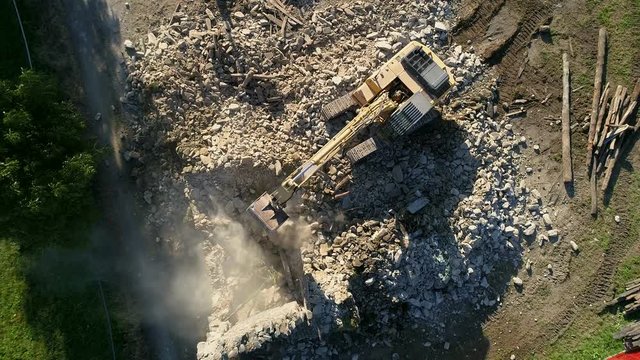 Aerial 4K - Caterpillar