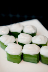 Thai pudding filling taro and topping coconut cream