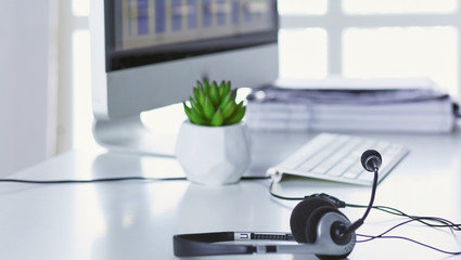 Communication support, call center and customer service help de