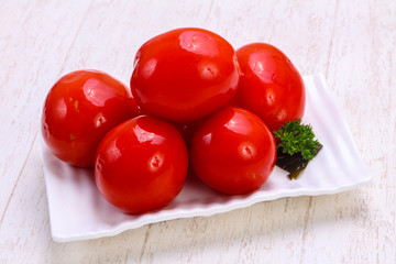 Pickle red tomato