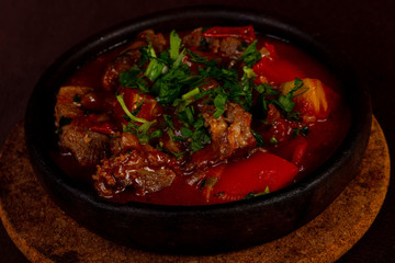 Stewed lamb in tomato sauce