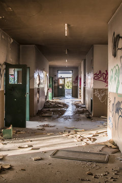 Colegio Abandonado