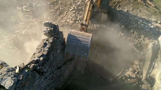 Aerial 4K - Demolizioni