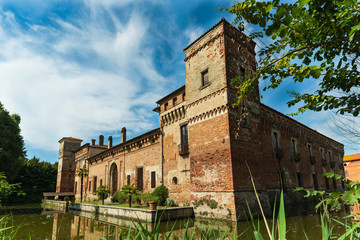 Fototapeta na wymiar Castello di Padernello