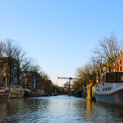 Fototapeta na wymiar Amsterdam canal view