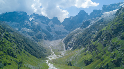 Fototapeta na wymiar Caucasus. Kichkinekol valley