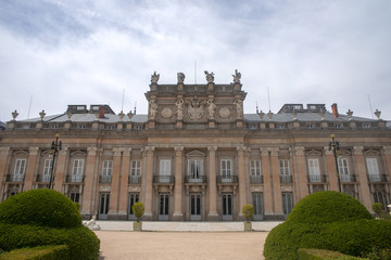 Obraz premium Jardines y palacio de la real granja de San idelfonso, España