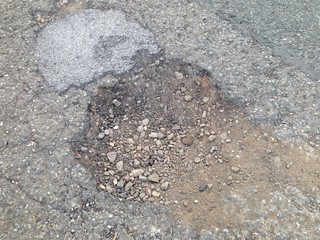 Stra&szlig;ensanierung, Sanierung Schlagl&ouml;cher, Instandsetzung