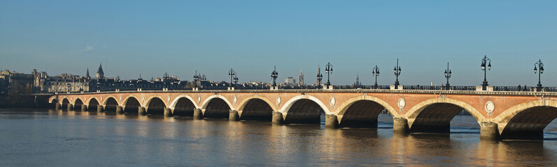 Pont de Pierre à Bordeaux