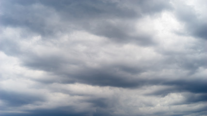 textured blanket of gray stratus rain clouds cloudscape - obrazy, fototapety, plakaty