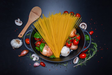 Spaghetti und Gemüse