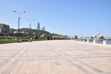 Baku. Types of boulevards on the shore of the Caspian Sea.