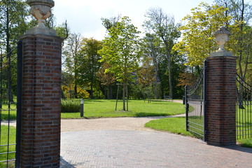 Eingang zum Park in Neuharlingersiel Nordsee